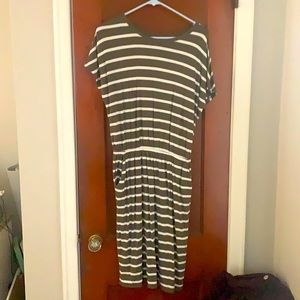 Army green cotton striped dress